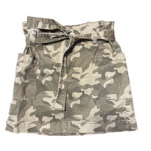 Hollister Ultra High Rise Camo Stretch Skirt